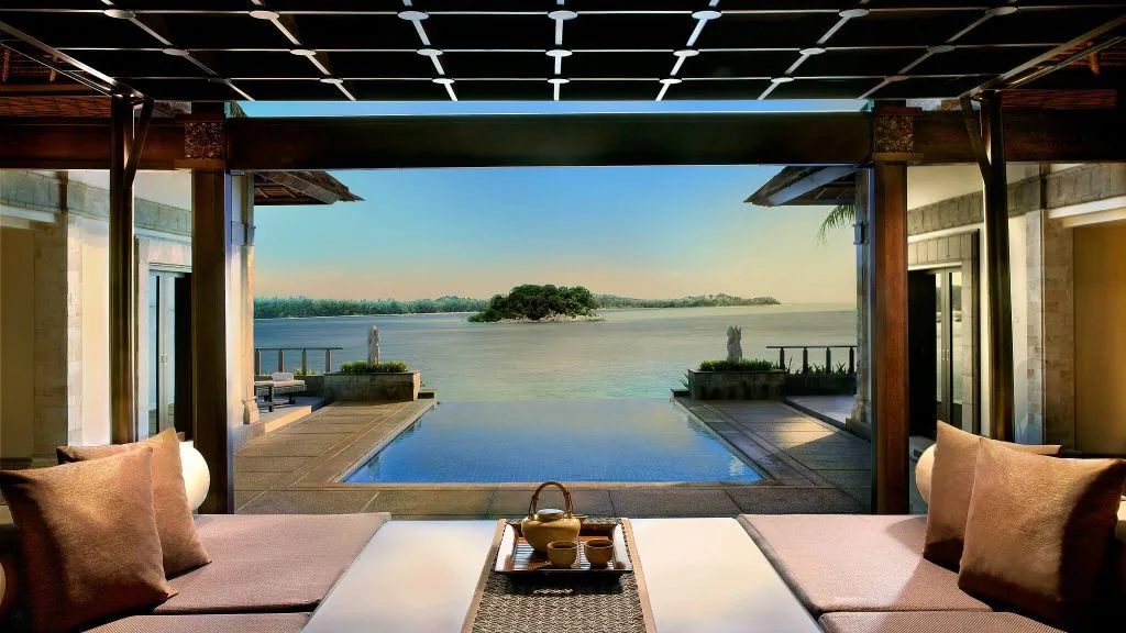 Lounge overlooking the pool and sea at Banyan Tree Bintan